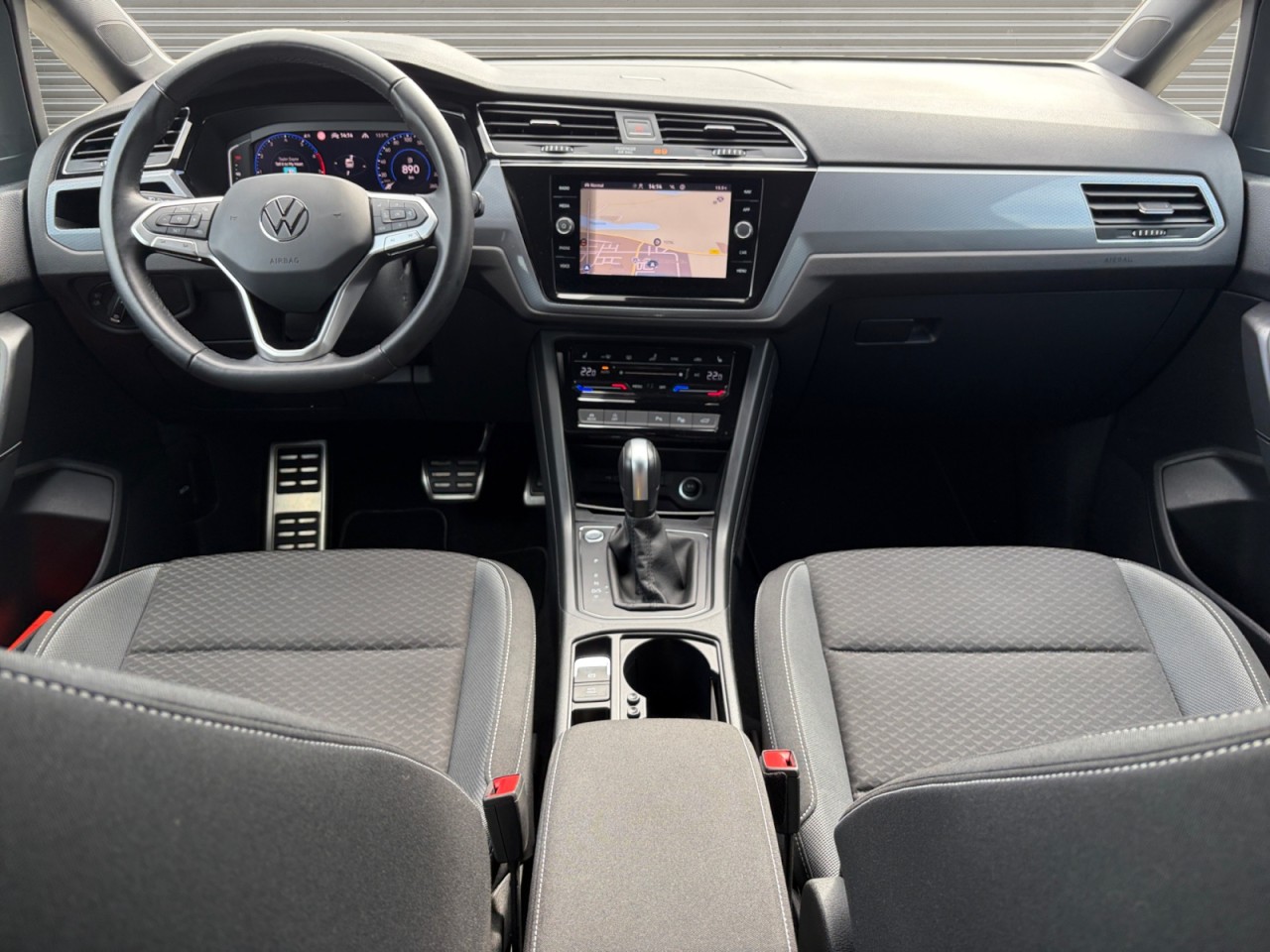 Bild 4 - Touran 1.5 TSI Comfortline 7-Sitze ACC Kamera