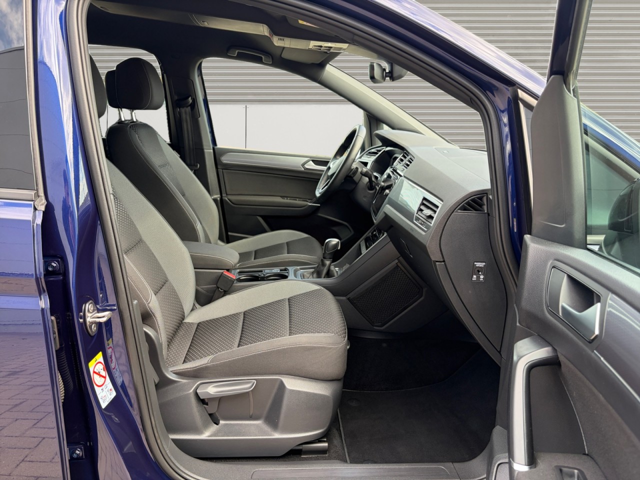 Bild 9 - Touran 1.5 TSI Comfortline 7-Sitze ACC Kamera
