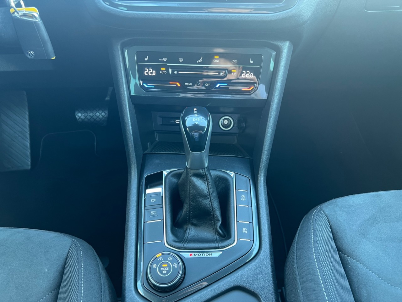 Bild 7 - Tiguan 2.0 TDI Elegance 4Motion Klima Navi