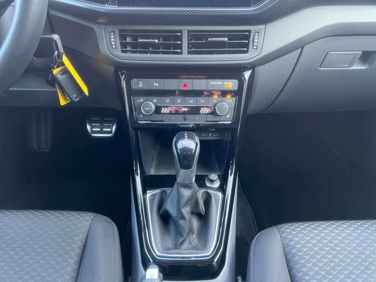 Bild 7 - T-Cross 1.0 TSI United Klima Einparkhilfe