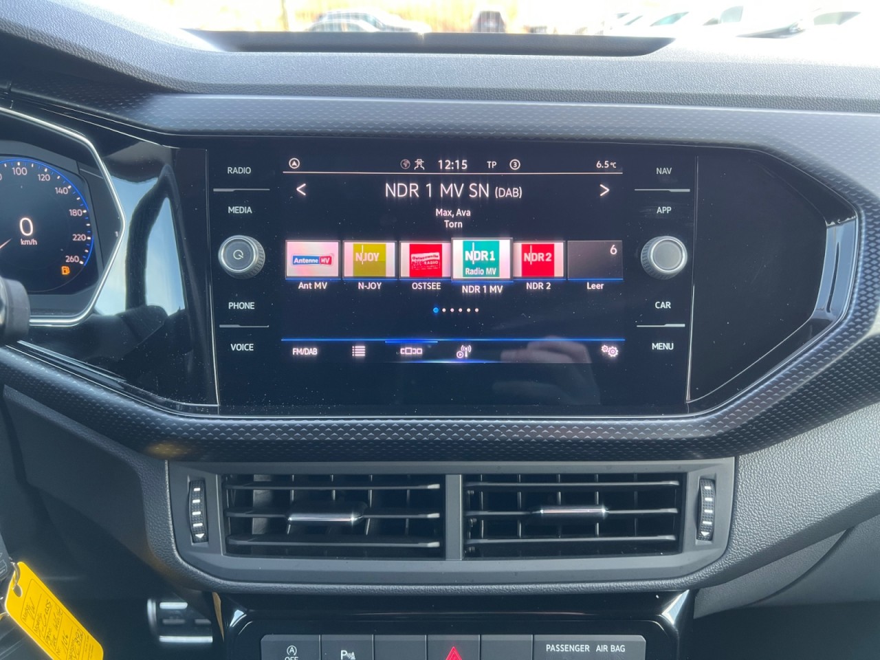 Bild 13 - T-Cross 1.0 TSI United Klima Einparkhilfe