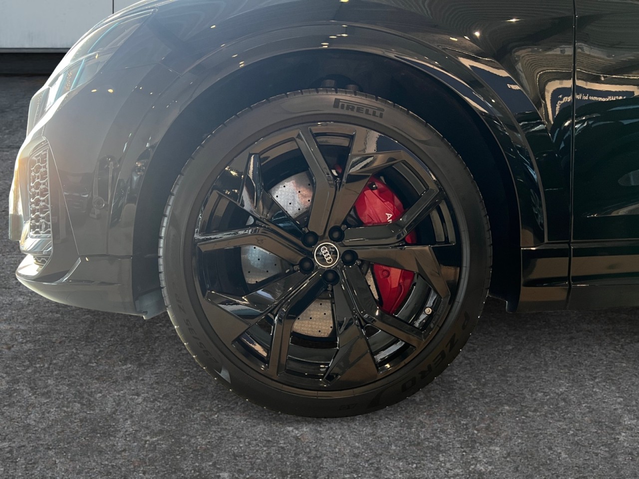 Bild 3 - RSQ8 4.0 TFSI quattro Klima Navi Leder