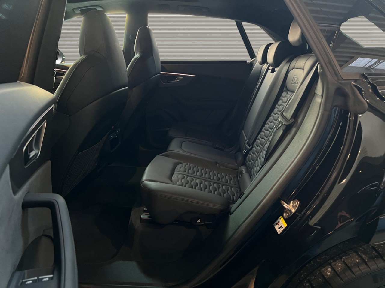 Bild 8 - RSQ8 4.0 TFSI quattro Klima Navi Leder