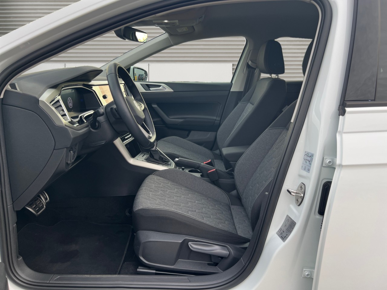 Bild 2 - Polo 1.0 TSI Move Klima Navi Rückfahrkamera