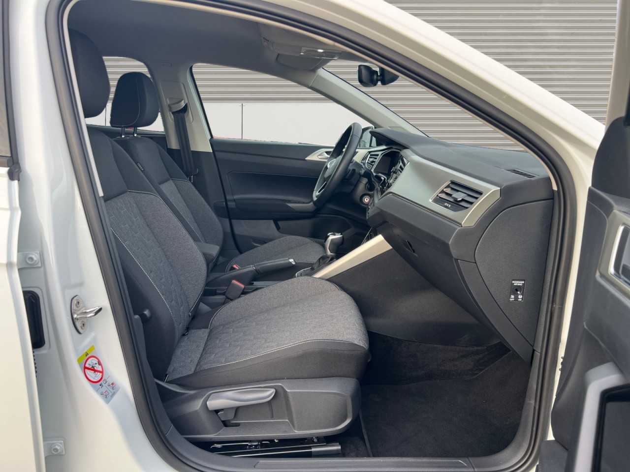 Bild 9 - Polo 1.0 TSI Move Klima Navi Rückfahrkamera