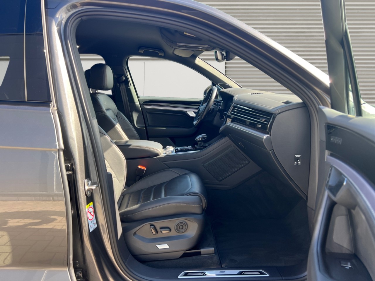 Bild 9 - Touareg 3.0 V6 TDI R-Line 4Motion Klima Navi