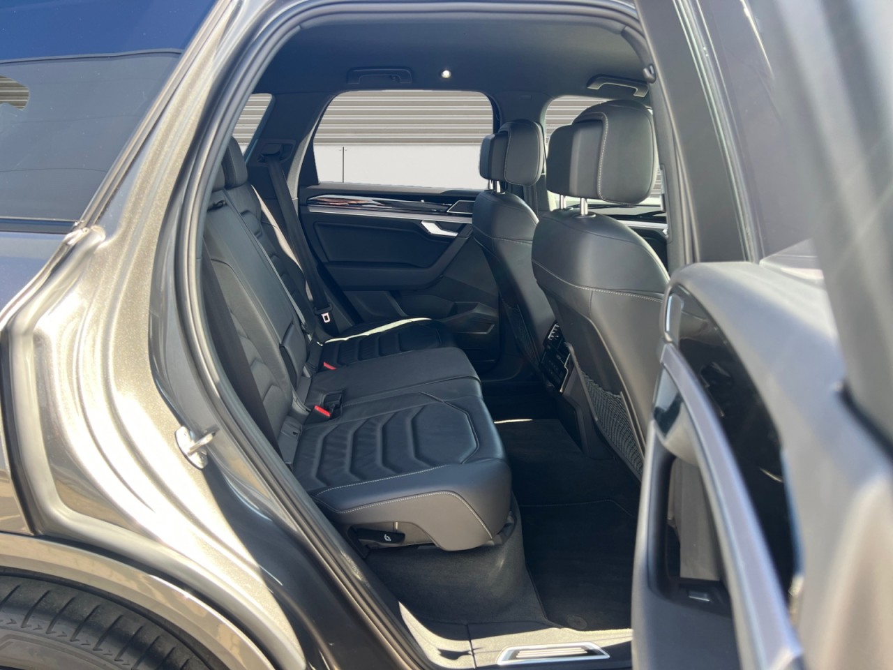 Bild 10 - Touareg 3.0 V6 TDI R-Line 4Motion Klima Navi
