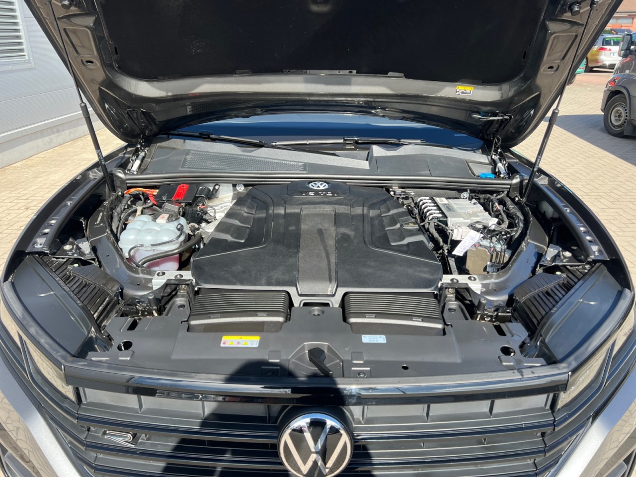 Bild 13 - Touareg 3.0 V6 TDI R-Line 4Motion Klima Navi