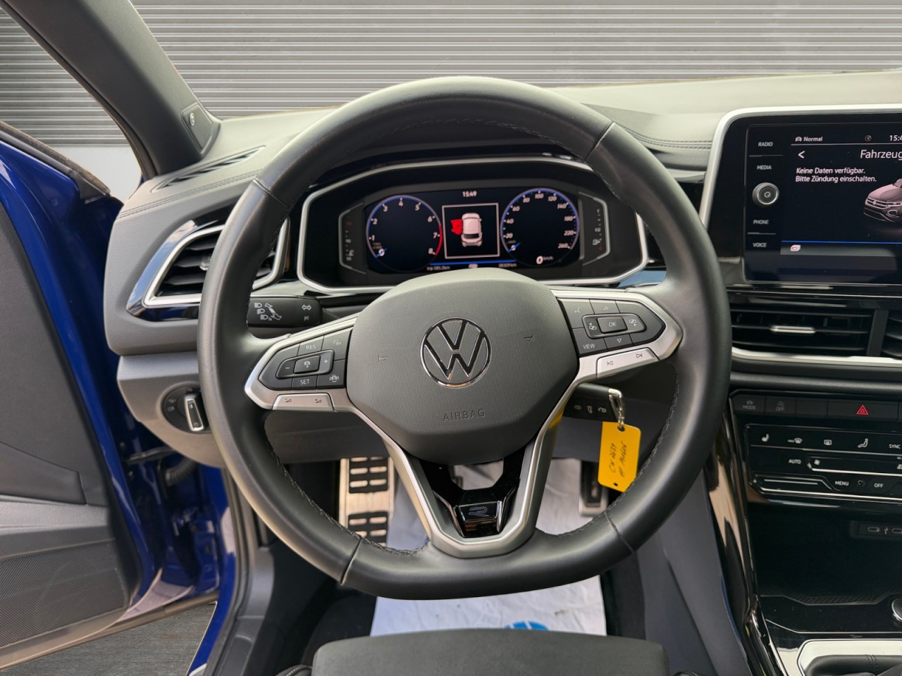 Bild 5 - T-Roc 1.5 TSI R-Line NAV Klima Navi