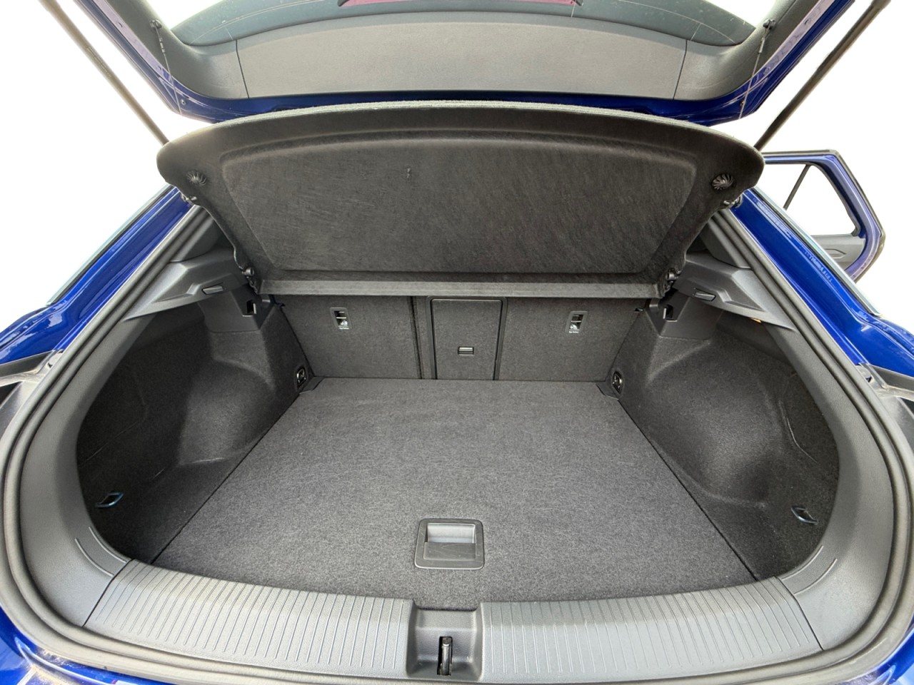 Bild 11 - T-Roc 1.5 TSI R-Line NAV Klima Navi
