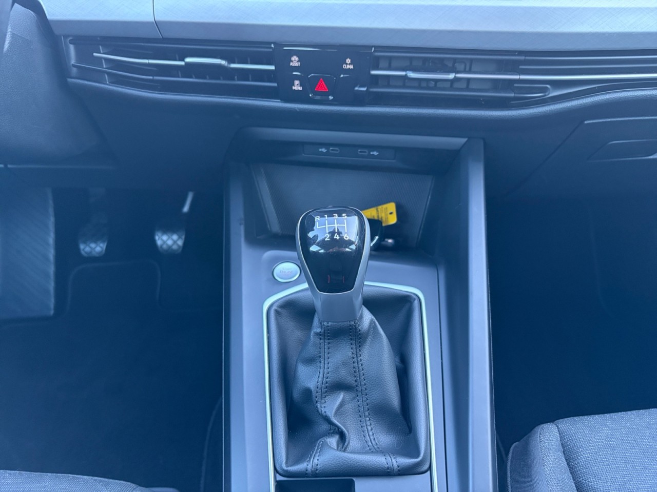 Bild 7 - Golf VIII 2.0 TDI Life Klima Navi Einparkhilfe