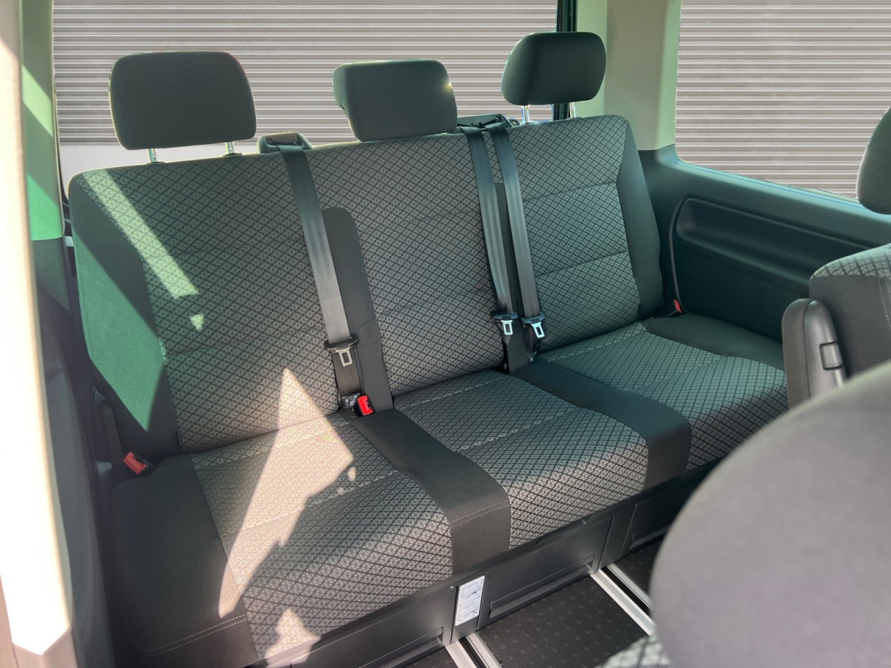 Bild 8 - T6.1 Multivan 2.0 TDI Trendline AHV RFK NAVI LED