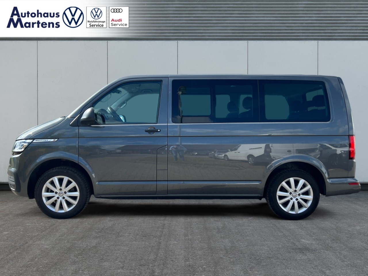 Bild 12 - T6.1 Multivan 2.0 TDI Trendline AHV RFK NAVI LED
