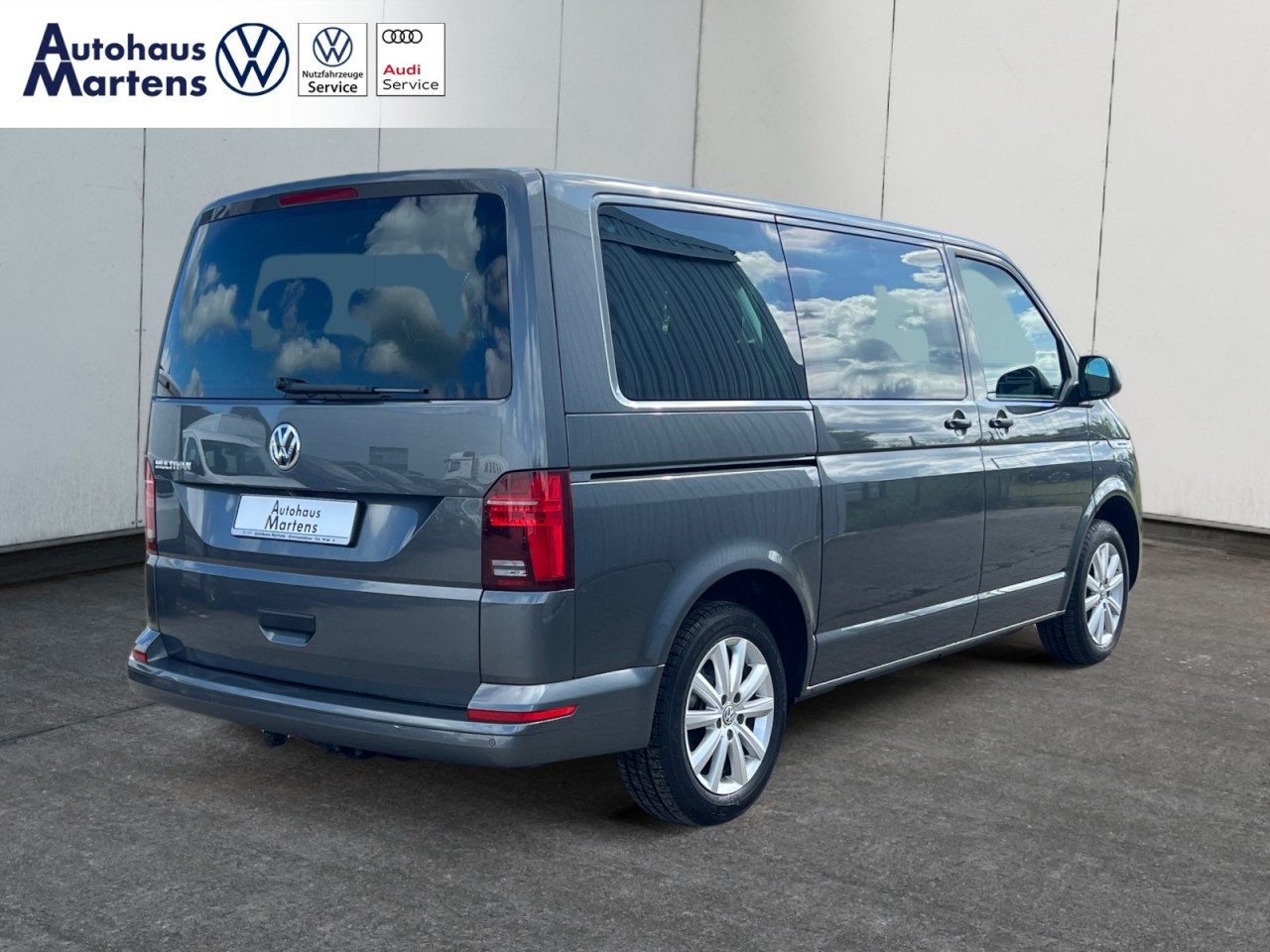 Bild 18 - T6.1 Multivan 2.0 TDI Trendline AHV RFK NAVI LED