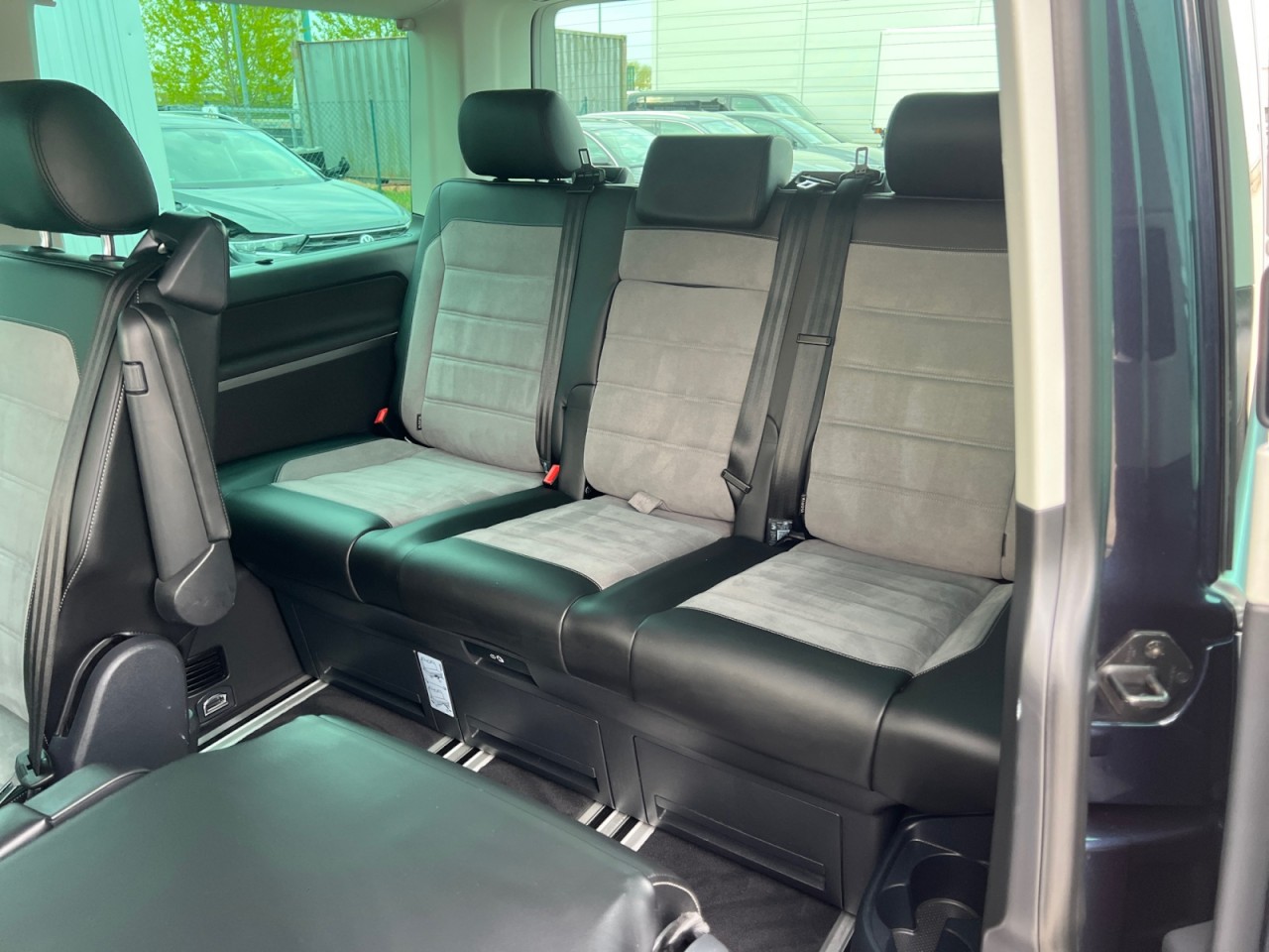 Bild 14 - Multivan T6.1 2.0 TDI Generation Six 4MOTION