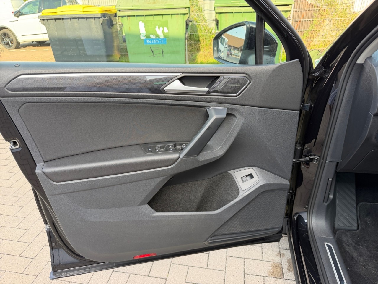 Bild 3 - Tiguan 2.0 TDI Elegance Klima Navi