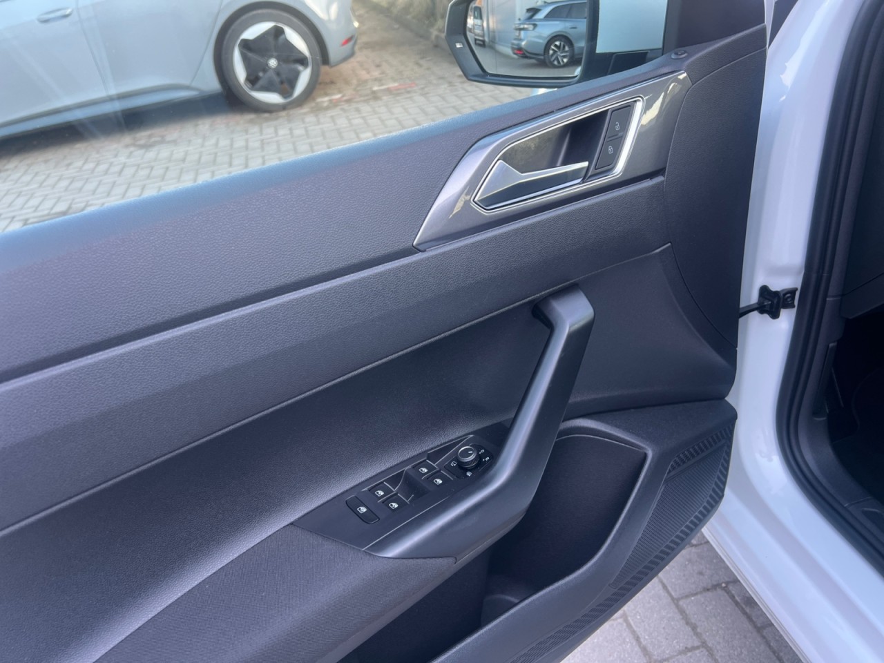 Bild 3 - Polo 1.0 TSI Style Klima Navi Einparkhilfe