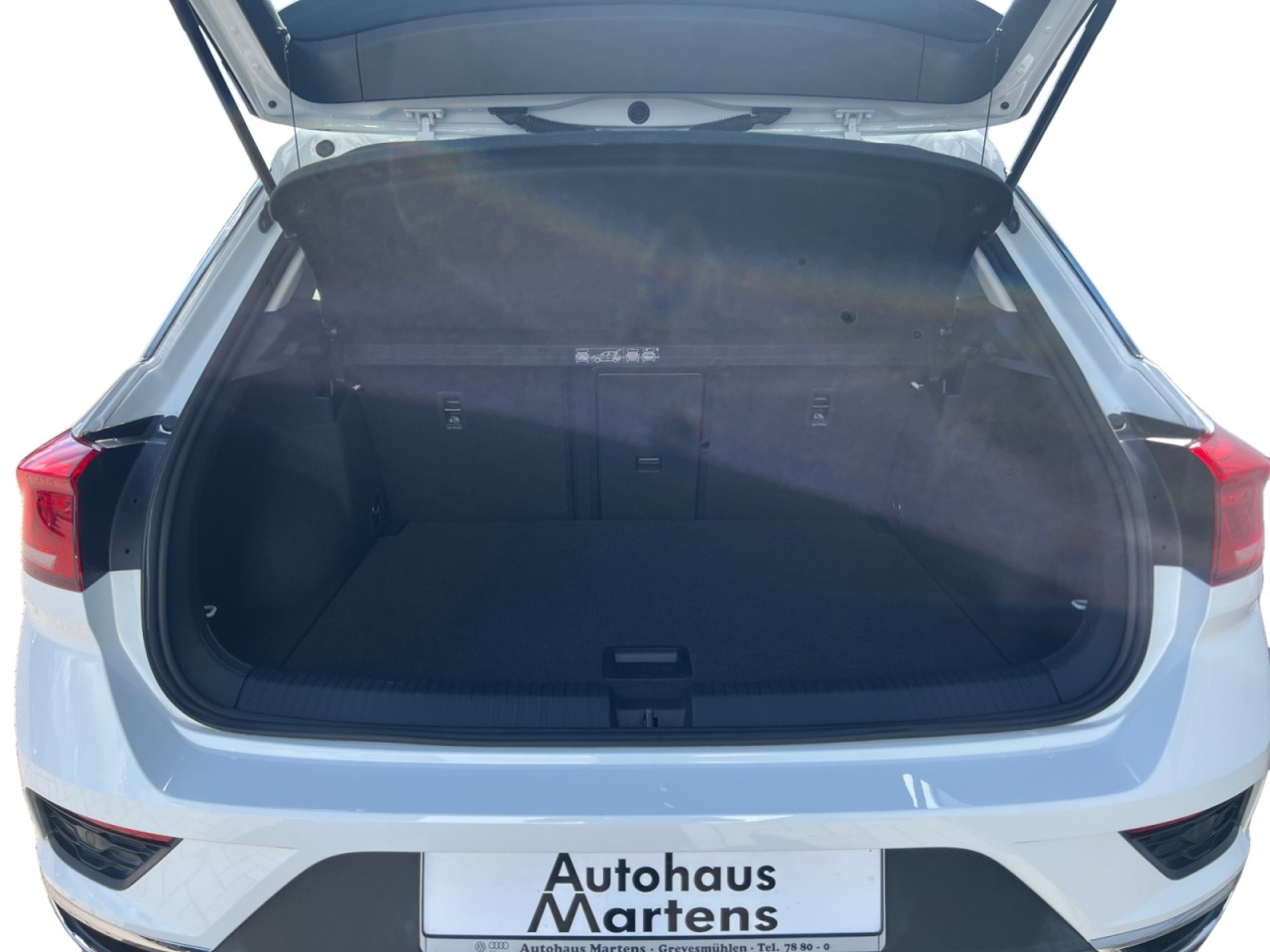 Bild 11 - T-Roc 2.0 TDI Style Klima Navi Rückfahrkamera