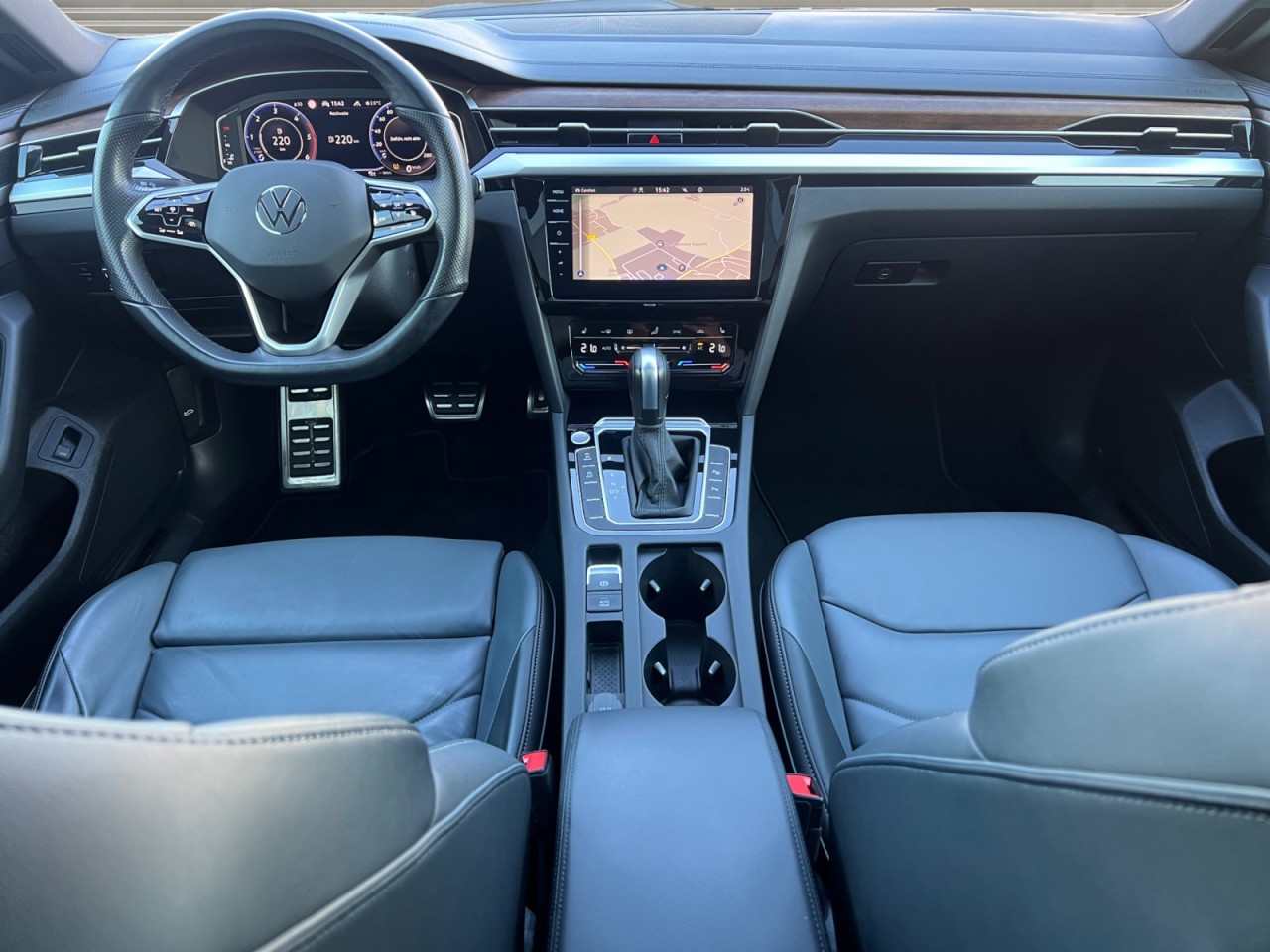 Bild 4 - Arteon 2.0 TDI Elegance Klima Navi Leder