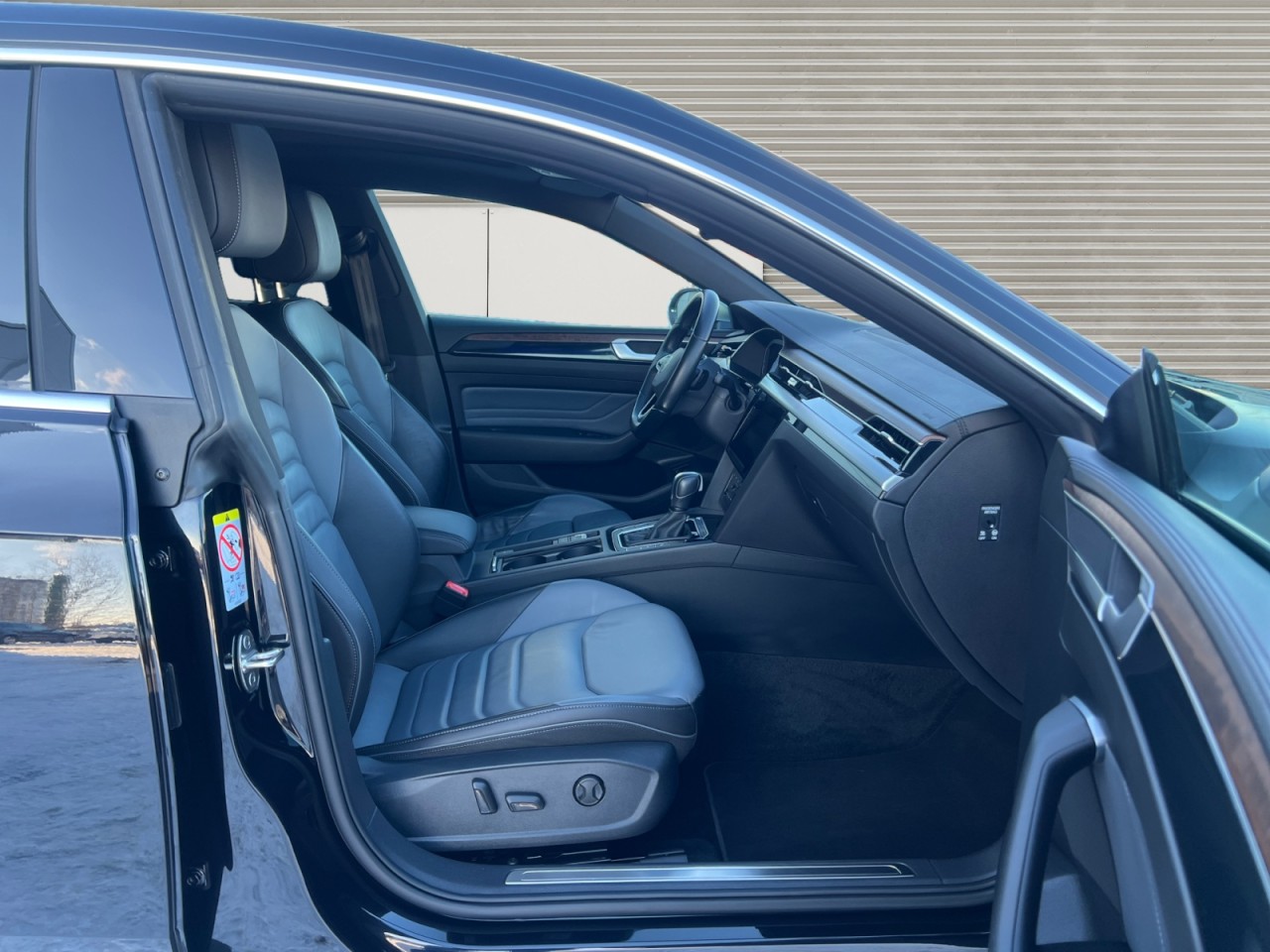 Bild 9 - Arteon 2.0 TDI Elegance Klima Navi Leder