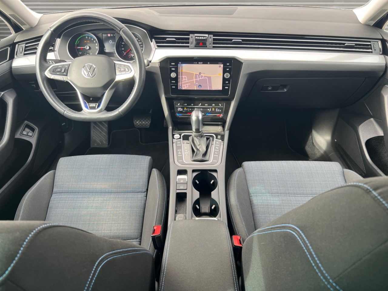 Bild 4 - Passat Variant 1.4 TSI Hybrid GTE AHK Navi ACC