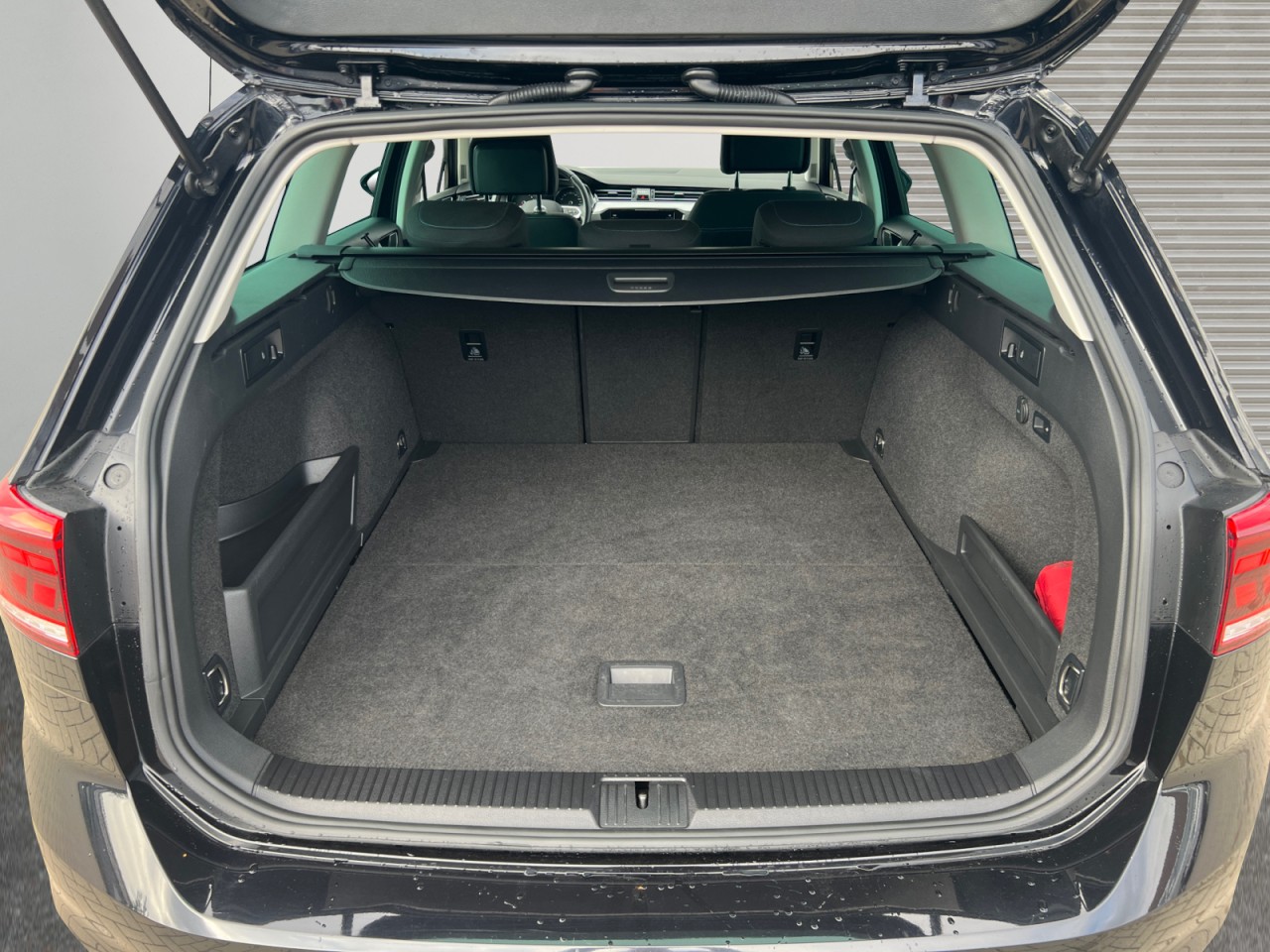 Bild 11 - Passat Variant 1.4 TSI Hybrid GTE AHK Navi ACC