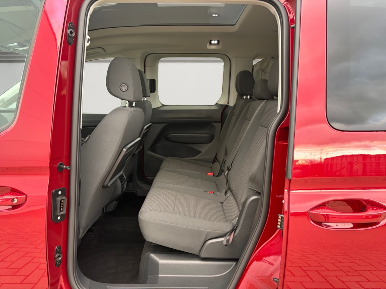 Bild 8 - Caddy California 2.0 TDI Klima Navi