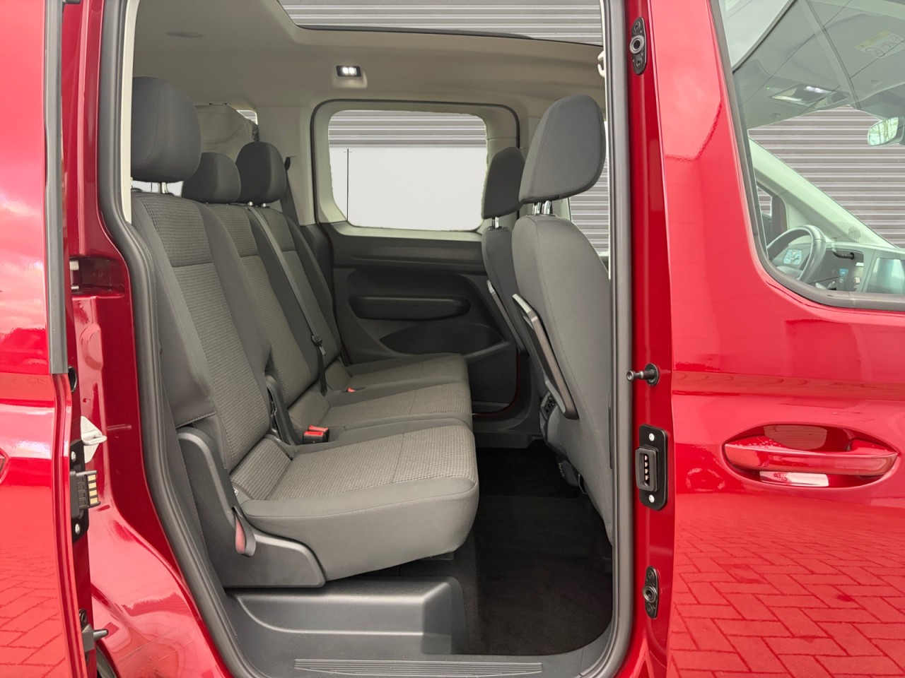 Bild 10 - Caddy California 2.0 TDI Klima Navi