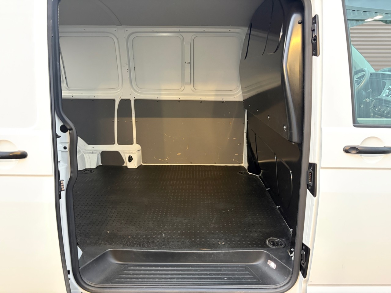 Bild 8 - T6.1 2.0 TDI Kasten EcoProfi L2H1 (EURO 6d)