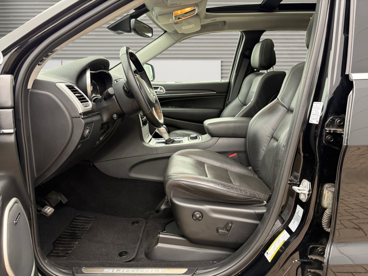 Bild 2 - Grand Cherokee 3.0 CRD Summit Klima Xenon Navi