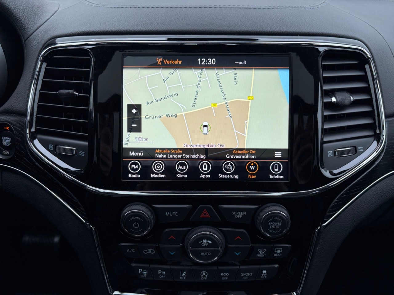 Bild 13 - Grand Cherokee 3.0 CRD Summit Klima Xenon Navi