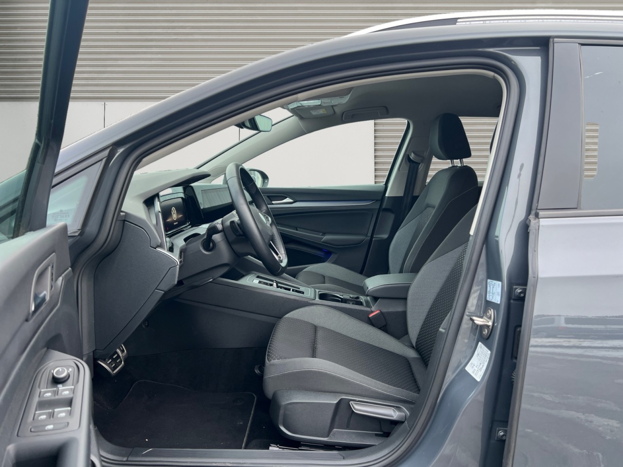 Bild 2 - Golf VIII Variant 2.0 TDI Active Klima Navi