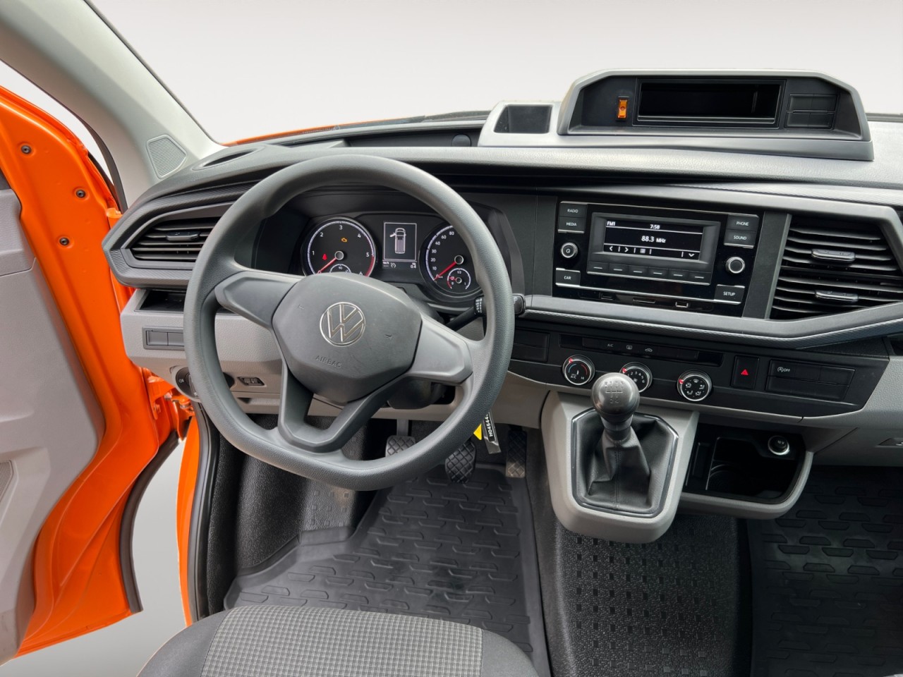 Bild 2 - T6.1 Transporter Kasten 2.0 TDI Hoch lang L2H3