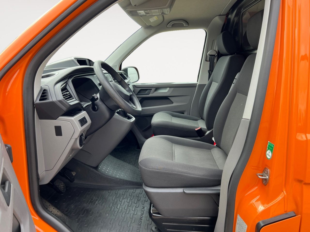 Bild 15 - T6.1 Transporter Kasten 2.0 TDI Hoch lang L2H3