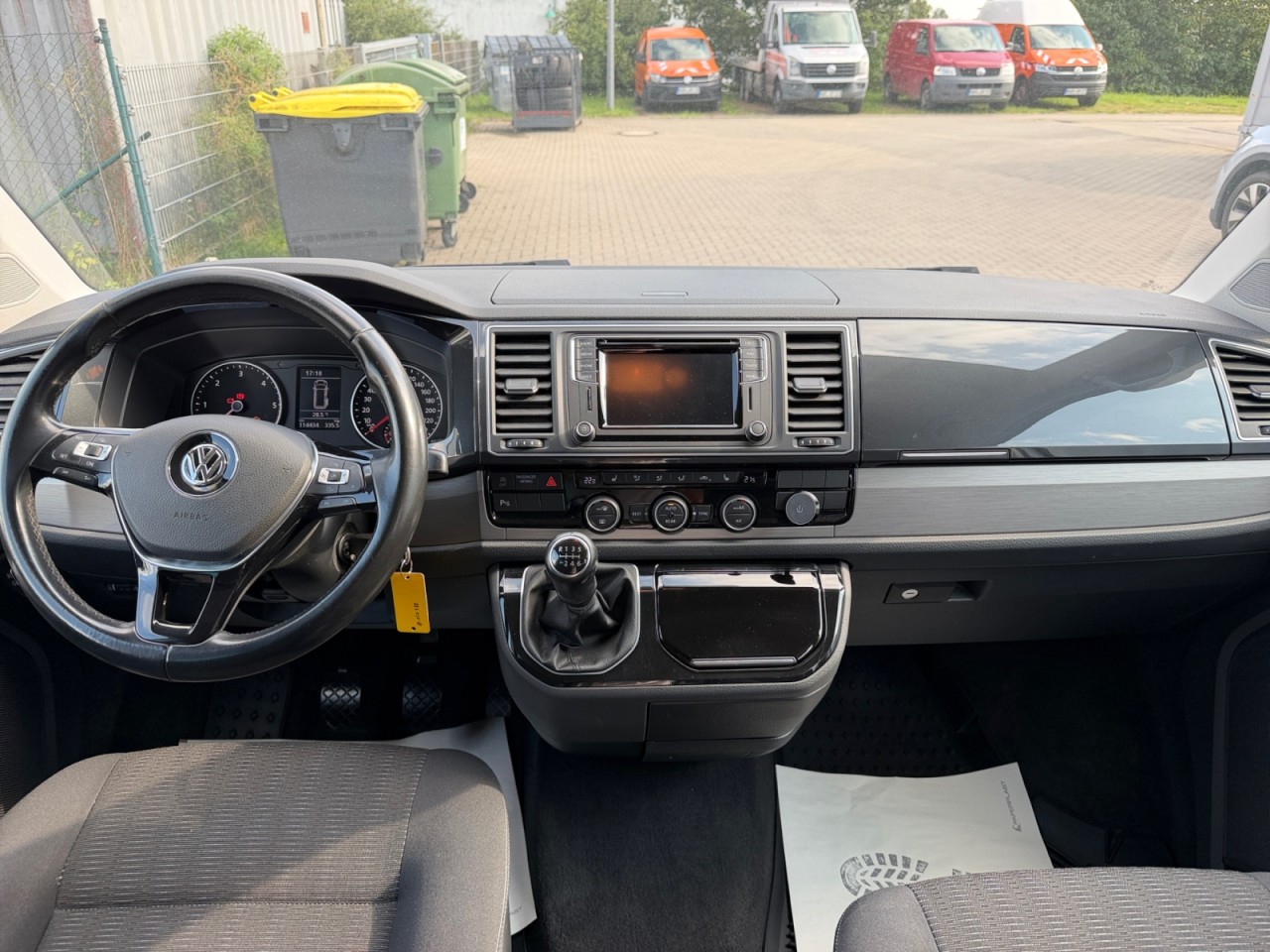 Bild 7 - T6 2.0 TDI Multivan Comfortline Klima Navi