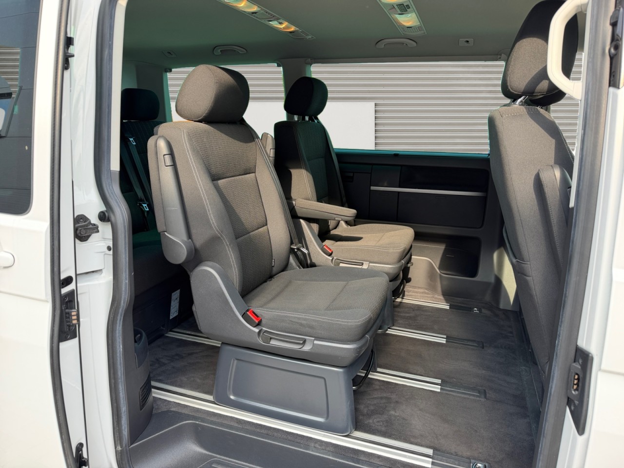 Bild 8 - T6 2.0 TDI Multivan Comfortline Klima Navi