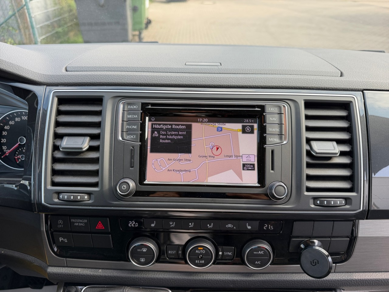 Bild 13 - T6 2.0 TDI Multivan Comfortline Klima Navi