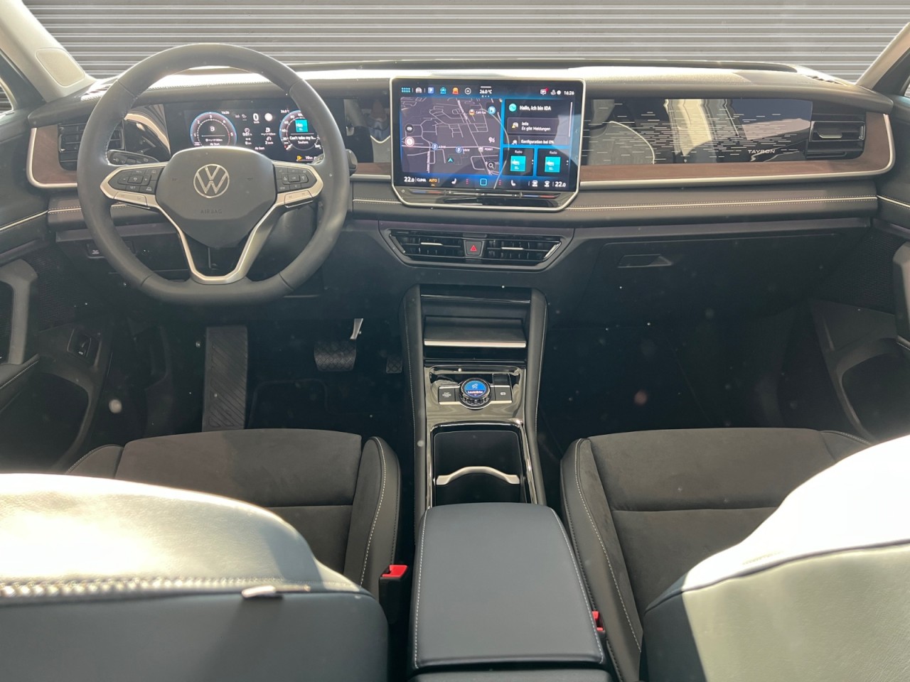 Bild 4 - Tayron Elegance 2,0 l TDI 4M 193 PS 7-Gang-DSG