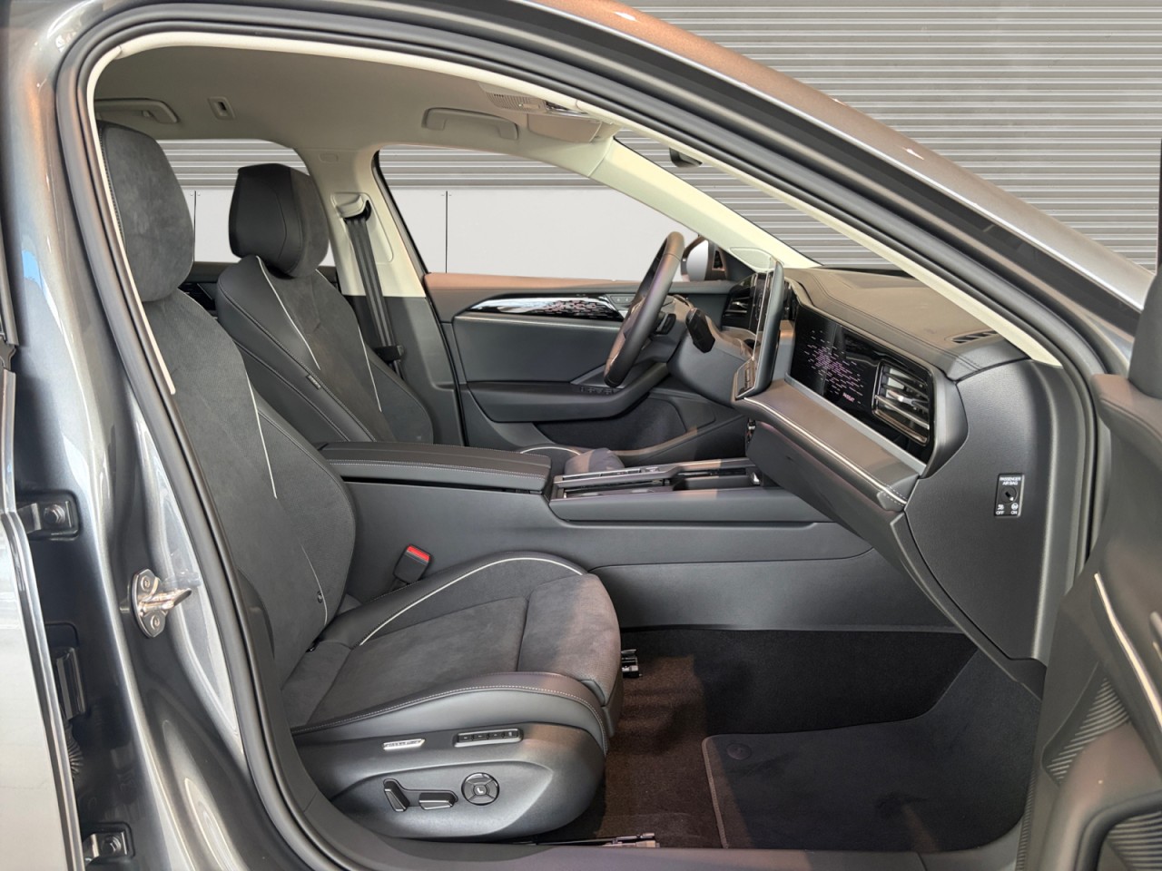 Bild 9 - Passat Business 2,0 l TDI SCR 150 PS 7-Gang-DSG