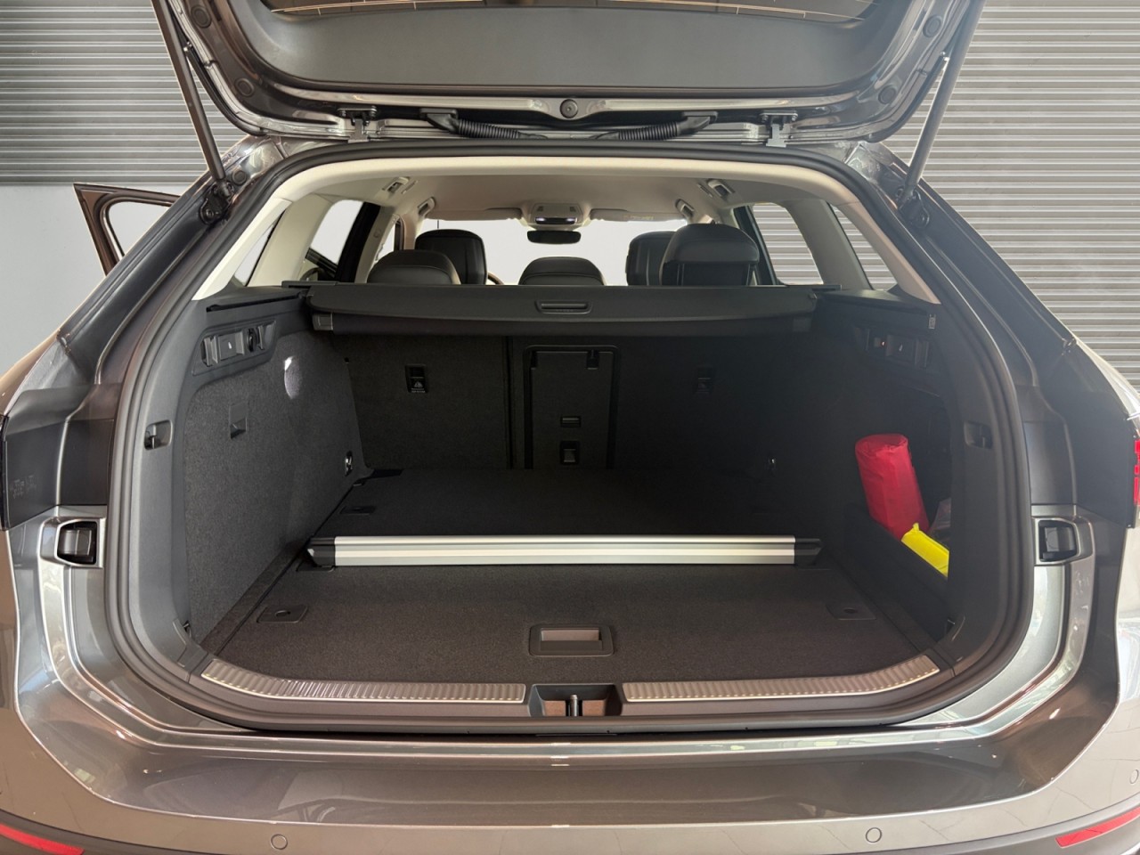 Bild 11 - Passat Business 2,0 l TDI SCR 150 PS 7-Gang-DSG