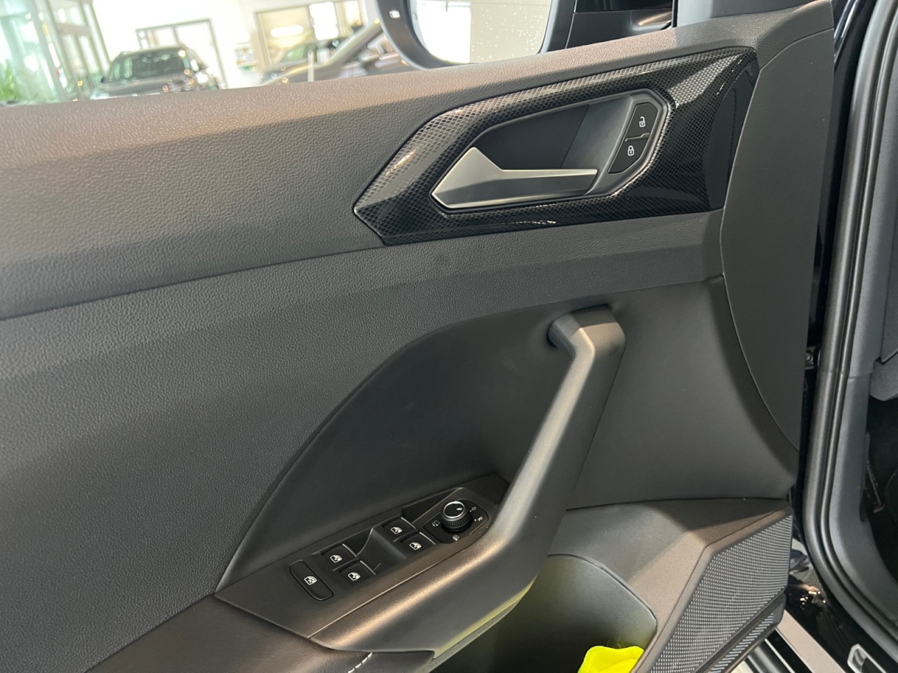 Bild 3 - T-Cross Energy 1.0 l TSI DSG Klima Navi