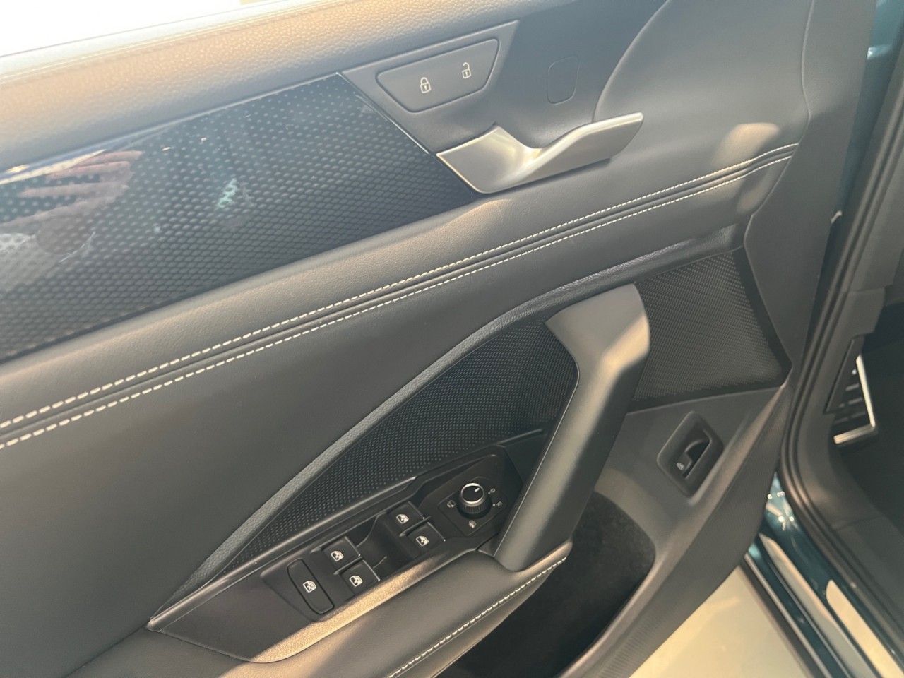 Bild 2 - Tiguan GOAL 1,5 l eTSI OPF DSG Klima Navi