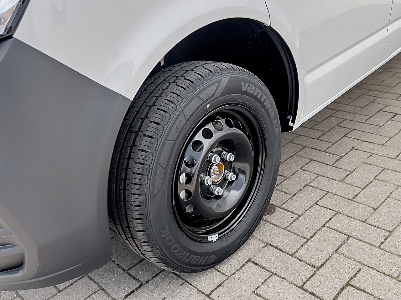 Bild 15 - T6.1 Transporter Kasten KR 2,0 l TDI Klima