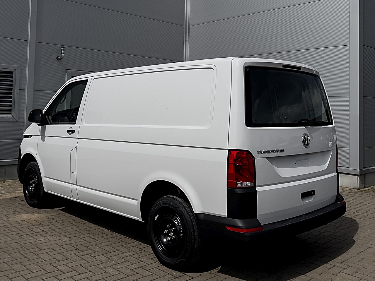 Bild 14 - Transporter 6.1 Kasten KR 2,0 TDI 81 kW 5-Gang