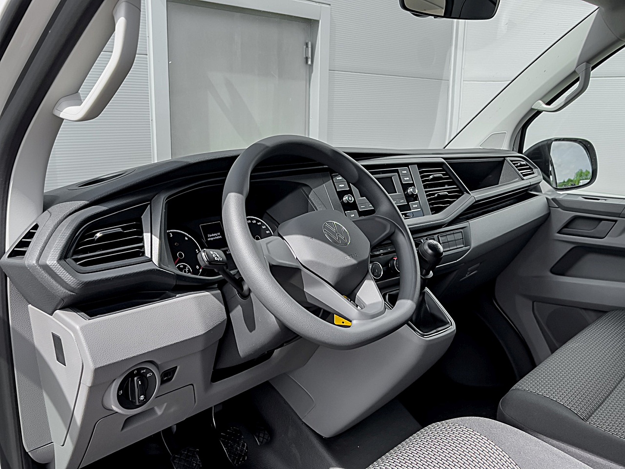 Bild 5 - Transporter 6.1 Kasten KR 2,0 l TDI 81 kW 5-Gang