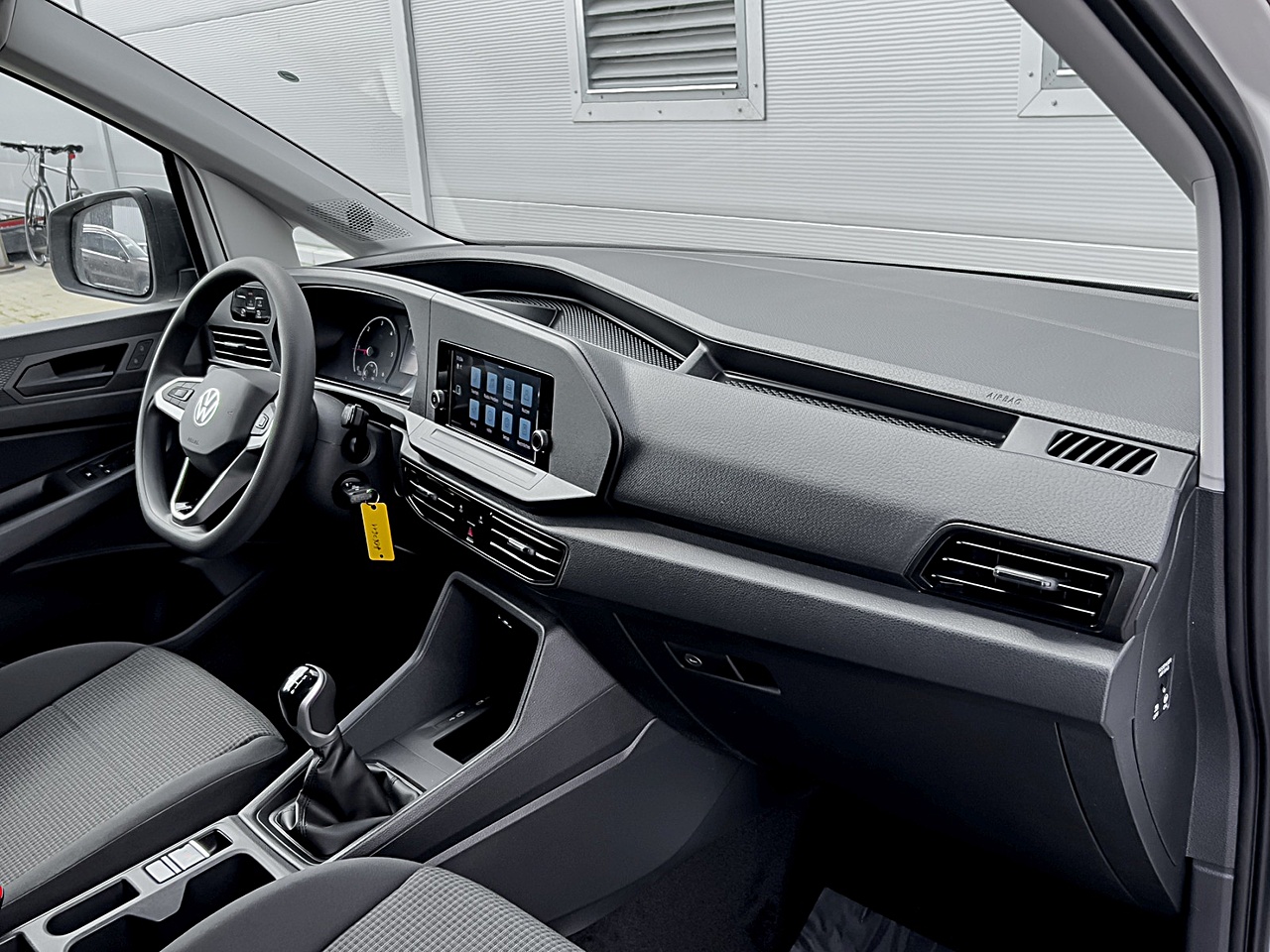 Bild 18 - Caddy Cargo 2,0 l TDI AHV Kamera Klima Klima