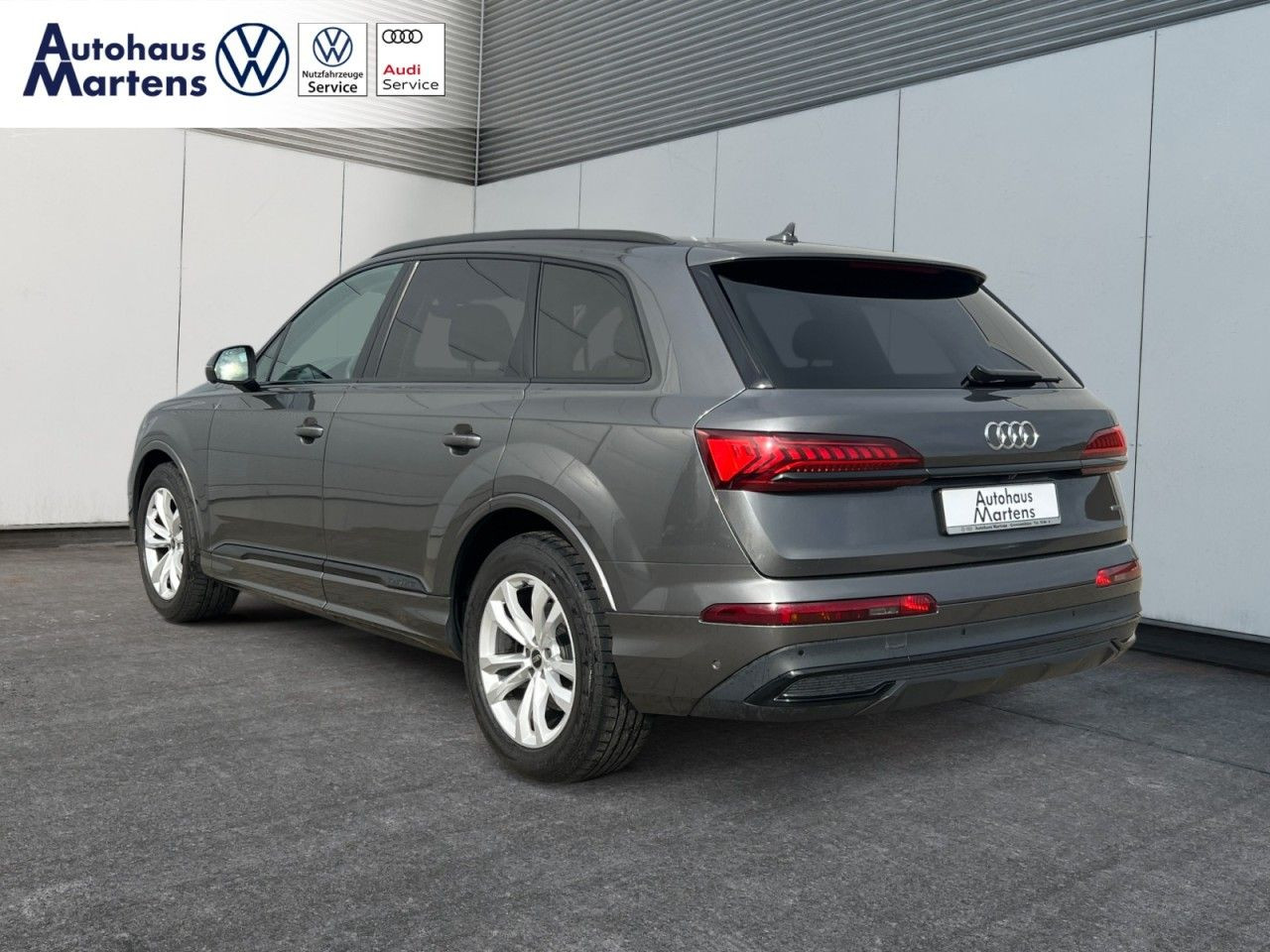 Bild 16 - Q7 50 TDI Panorama AHK Allradlenkung Head Up NSA