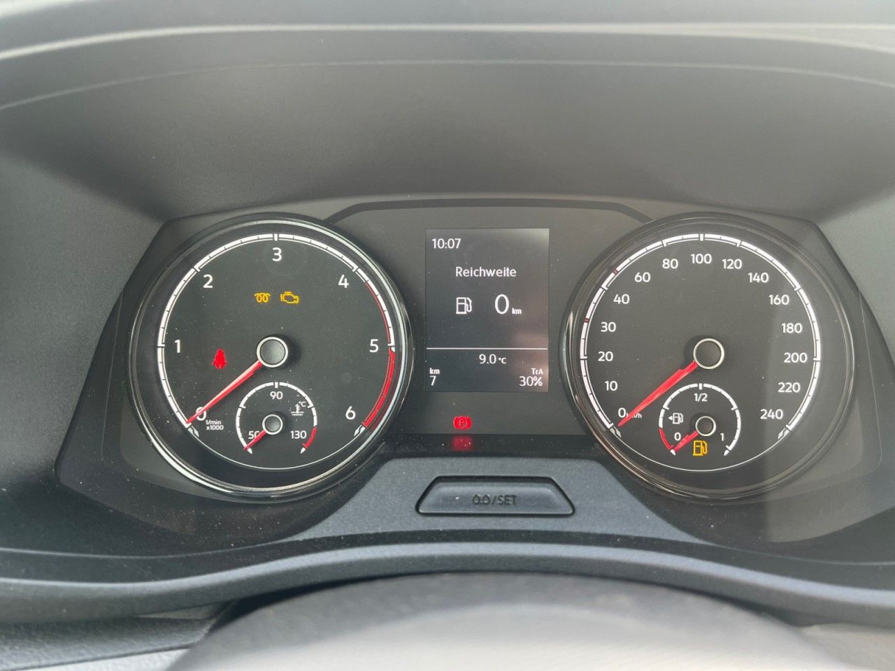 Bild 6 - T6.1 Transporter Kasten KR 2,0 l TDI Klima