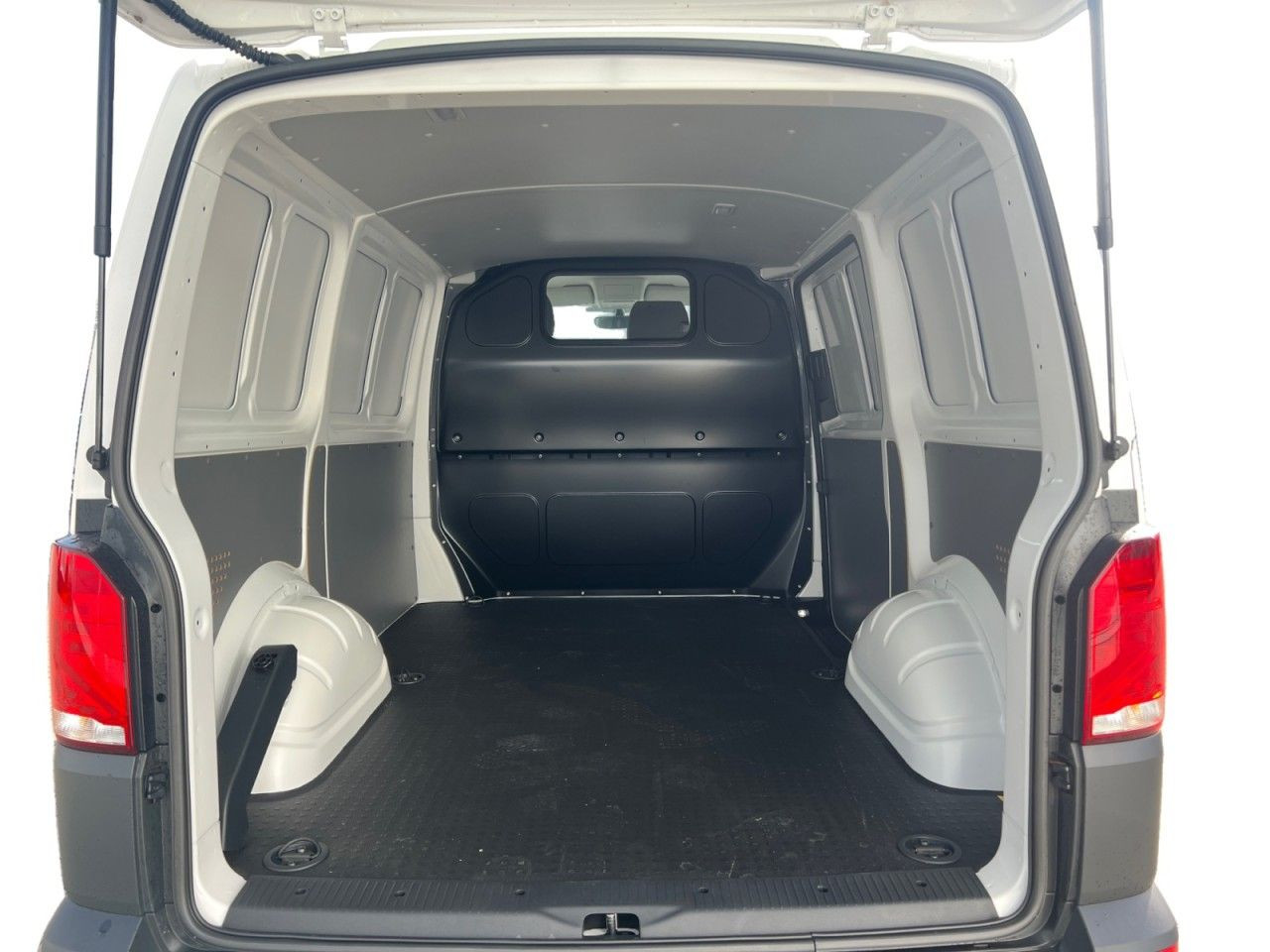 Bild 11 - T6.1 Transporter Kasten KR 2,0 l TDI Klima