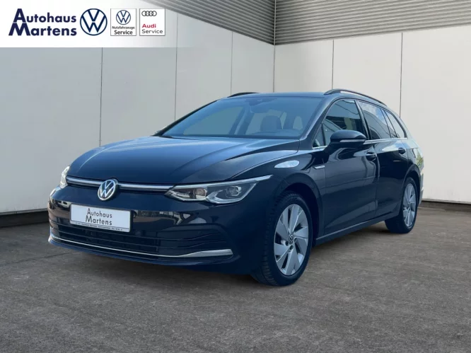 Details zum Fahrzeug: VW Golf VIII Variant 2.0 TDI Style Matrix HUD AHK